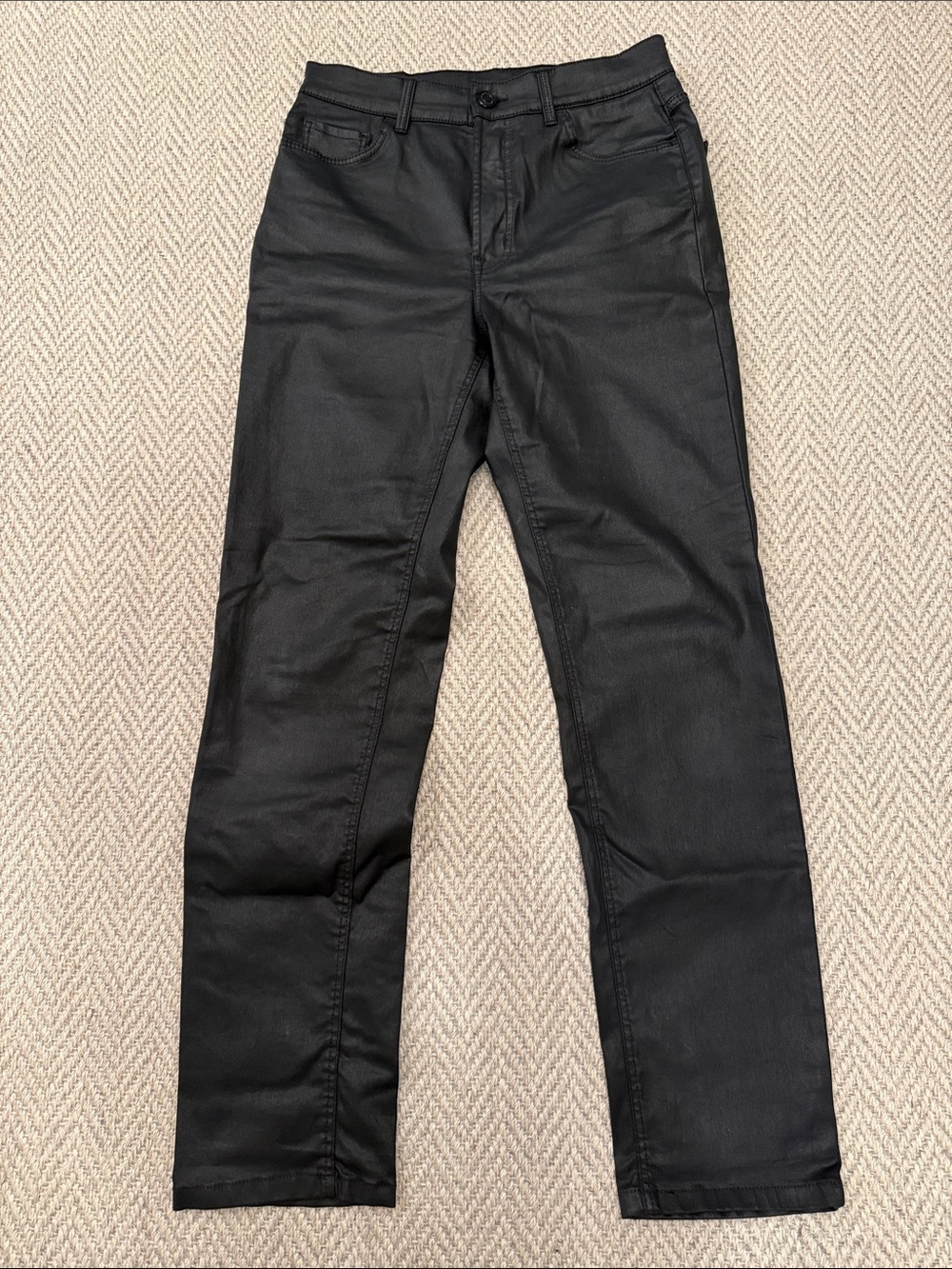 Woman’s Black Jeans